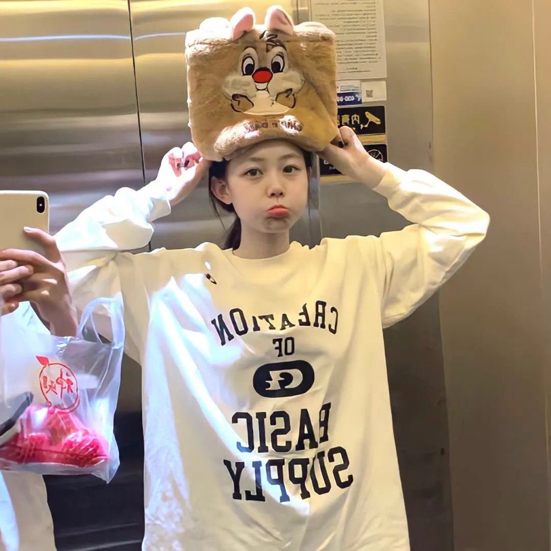 步步沦陷，娇妃她有亿点强